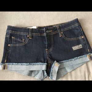 NWT Volcom Size 3 short dark rinse shorts